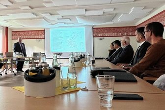 Energiekrise trifft Frankenbergs Firmen hart - Frankenberger Unternehmer beim Stammtisch.