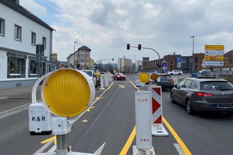 Energieversorger Eins investiert weiter in das Erdgas-Netz in Flöha - Die Linksabbiegerspur an der Baumwollkreuzung in Flöha bleibt bis 11. April gesperrt.