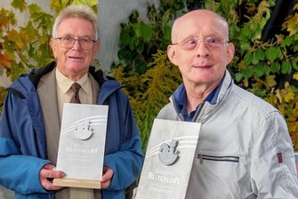 Engagiert und heimatverbunden: Zwei Olbernhauer mit Ehrenamtspreis ausgezeichnet - Hartmut Tanneberger und Hartmuth Richter (rechts) wurden beim Herbstfest für ihren Einsatz für die Stadt Olbernhau ausgezeichnet. 