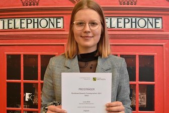 Englisch-Ass von Markneukirchener Gymnasium gewinnt ersten Preis bei Bundeswettbewerb - Lucia Wild, Elftklässlerin im Gymnasium Markneukirchen, hat den 1. Preis beim Bundeswettbewerb Fremdsprachen in der Kategorie Englisch Solo erreicht. 