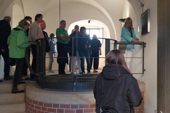 Entdeckertour im Oberen Schloss in Greiz - Der Brunnenraum im Oberen Schloss von Greiz bei einer Führung.