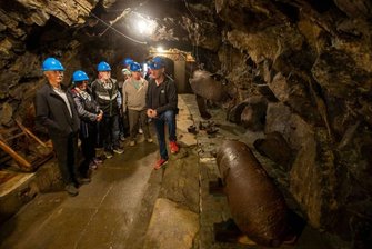 Entdeckertour in Plauen: Hunderte besichtigen Luftschutzmuseum -