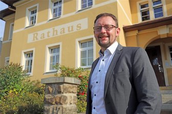 Entscheidung im Landratsamt Mittelsachsen: Ist die Wahl von Rolf Weigand zum Bürgermeister von Großschirma diesmal gültig? - Der AfD-Politiker Rolf Weigand wurde zum neuen Bürgermeister von Großschirma gewählt.