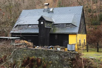 Entscheidung im Stadtrat von Freiberg: Wird das Schwarze Haus von Halsbach gekauft? - Das Schwarze Haus von Halsbach soll von der Stadt Freiberg gekauft werden. Kommt es dazu?