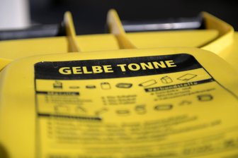 Entsorgung Gelber Säcke und Tonnen: In diesen zehn Vogtland-Kommunen ändern sich Entsorgungstouren - Durch die Einführung der Gelben Tonnen in einigen Kommunen und die Umstellung des Entsorgungstaktes auf vier Wochen gibt es auch Veränderungen der Touren.