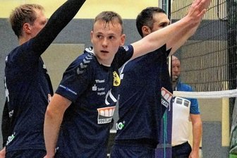 Enttäuschung im Vogtland: VSV Oelsnitz verliert gegen TSV Zirndorf - Der Oelsnitzer Jonas Krug und seine Teamkollegen hatten am Samstagabend gegen den TSV Zirndorf das Nachsehen.