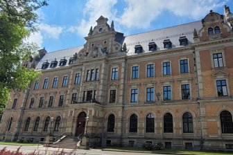 Er galt als Zwickaus größter Dealer: Wieso ein Dönerimbiss-Betreiber im April erneut auf die Anklagebank muss - Der Angeklagte ist seit 2012 bereits achtmal verurteilt worden.