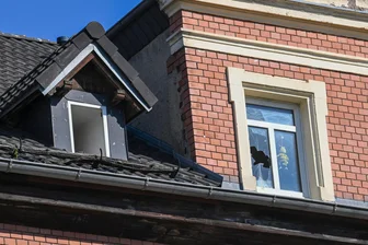 „Er ist mit sich und seiner Umwelt nicht mehr klar gekommen“: Über einen turbulenten Gerichtsprozess wegen Brandstiftung in Chemnitzer Wohnhaus - In dieser Wohnung im Lutherviertel hat der Angeklagte große Schäden hinterlassen.
