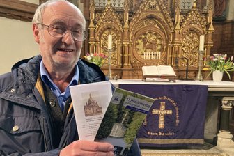 Er stand noch auf dem Trümmerberg: Warum einen Vogtländer die Frauenkirche in Dresden nicht loslässt - Martin Schwarzenberg, Stadtrat und Kirchenvorstand in Bad Elster, ist Förderer des Wiederaufbaus der Frauenkirche Dresden.