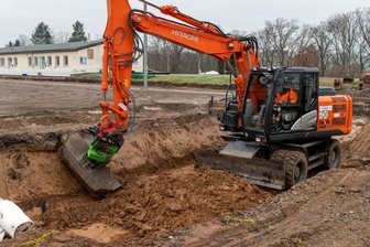 Erdarbeiten im Stadion Penig -