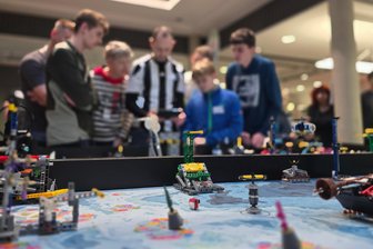 Erfindergeist wetteifert beim Lego-Treff in Zwickau - Das Foto entstand beim vorigen Lego-League-Wettbewerb in Zwickau.