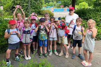 Erfolg im Freibad: Diese Memmendorfer „Spatzen“ haben ihre Schwimmabzeichen geschafft - Achtmal Seepferdchen, einmal Bronze: Vorschulkinder aus Memmendorf.
