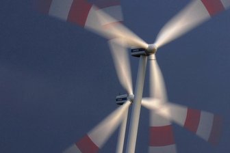 Ergebnisse der Ampel-Sondierungen: Mehr Windflächen, kein Tempolimit, wählen ab 16 - Zwei Prozent der Landfläche sollen für Windkraftanlagen ausgewiesen werden. 