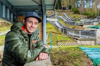 Eric Frenzel exklusiv im Interview: "Ich will meinem Sport als Trainer etwas zurückgeben" - Die neue Perspektive des Eric Frenzel, der die Sprünge seiner ehemaligen Mitstreiter als Trainer beobachten und analysieren wird. 