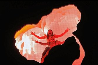 Erinnerungen an den Avantgarde-Komponisten György Ligeti: Hupkonzert für einen Unangepassten - Mit „Le Grand Macabre“ – ein Stück von György Ligeti (1923-2006), eröffnete das Theater Chemnitz seine Spielzeit. Eine der Hauptrollen spielte auch das Bühnenbild, das der Maler und Bildhauer Georg Baselitz entworfen hatte.