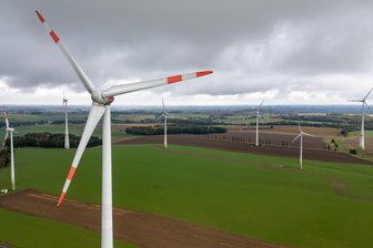 Erlau und Streumen: Sachsenenergie öffnet Windpark – Rundgänge - Das Unternehmen Sachsenenergie öffnet den Windpark in Erlau für Besucher.