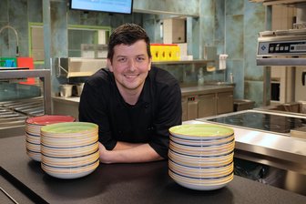 Erlebnispark „Glück Auf" im Erzgebirge öffnet am Montag – Ein Vorab-Blick hinter die Kulissen - Martin Hienzsch ist der neue Küchenchef im Erlebnispark „Glück Auf“.