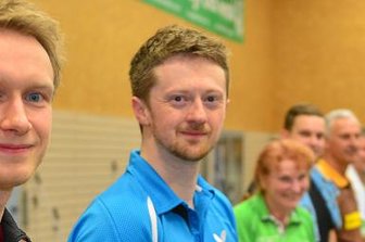 Erleichterung nach langem Auf und Ab - Hendrik Haubold (zweiter von links)