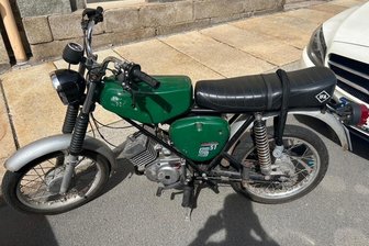 Erneut Diebstahl von S 51 an BSZ in Zwickau: Wie ein im Moped verbauter Tracker bei der Aufklärung hilft - Diese S 51 hatten Diebe am BSZ Zwickau gestohlen.