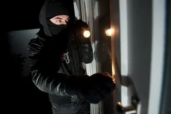 Erneut Einbruch in Bäckereifiliale im Erzgebirge - Erneut hat es im Erzgebirge einen Einbruch in eine Bäckereifiliale gegeben.