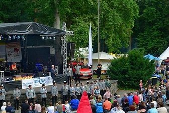 Erneut kein Parkfest in Hainichen - Stadt-Maskottchen Hainrich auf der Freilichtbühne. Das war 2019, denn bereits im vergangenen Jahr musste das Parkfest in Hainichen wegen der Pandemie ausfallen. 