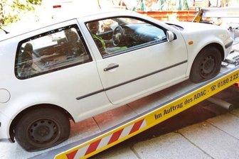 Erneut Reifen an elf Autos in Chemnitz zerstochen -