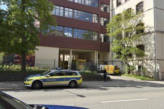 Erneut Reizgas versprüht: Polizeieinsatz an Chemnitzer Oberschule - Am Freitag gegen 10 Uhr wurden Einsatzkräfte zu einer Oberschule auf dem Chemnitzer Sonnenberg gerufen.