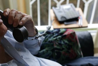 Erneute Betrugsanrufe in Zwickau: Falsche Polizisten bringen Senioren um ihr Erspartes -