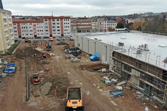 Eröffnungstermin steht fest: So verändert das neue Edeka-Center die Crimmitschauer Innenstadt - In wenigen Wochen geht das neue Edeka-Center in Crimmitschau in Betrieb.
