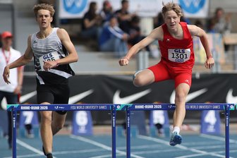 Erst im DM-Finale, dann zum Führerschein: Mittweidaer Leichtathlet mit ereignisreichen Stunden - Paul Ulland (r.) vom TSV Fortschritt Mittweida schaffte es über 400 Meter Hürden ins Finale und wurde Sechster.