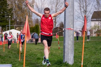 Erst zum Laufsieg, dann zu Omas Geburtstag: Sohn des Landrats gewinnt Kanucross in Flöha - Richard Hinte gewann am Donnerstag den Flöhaer Kanucross über 8,8 Kilometer.
