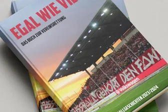 Erstaunlich lang her: FSV Zwickau erinnert an Vereinsrettung vor zwei Jahren - Das Buch "Egal wie viel" ist bereits mehr als 1000 Mal verkauft worden.