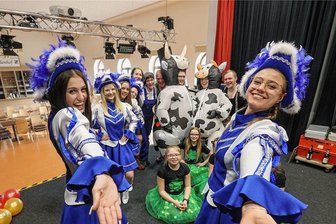 Erste Faschingsparty nach drei Jahren. Was der Niederfrohnaer Carnevals Club plant - Die Mitglieder des Niederfrohnaer Carneval Clubs gestalten am Samstag zum Discofasching ein einstündiges Programm. 