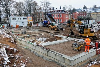 Erste Fundamente für 7,15-Millionen-Euro-Projekt in Zschopau sichtbar - Die schon fertiggestellten Fundamente lassen erahnen, wo genau die neue Stadthalle stehen wird.