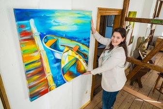 Erste Kunstausstellung im Buchdruckereimuseum Burkhardtsdorf eröffnet - Zu sehen sind Werke von Michéle Kleez aus Neukirchen.