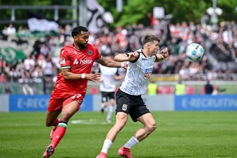 Erster Dynamo-Transfer: Dresden holt Ezeh aus Hannover -  Brooklyn Ezeh (l) wechselt nach Dresden. (Archivbild)