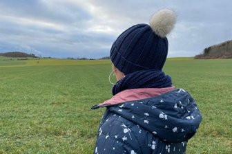 Erster Omikronfall im Vogtland: Was eine Infizierte erlebt hat - Eine junge Vogtländerin hat sich in ihrer Wahlheimat Südafrika mit der Virusvariante Omikron infiziert. Den Umgang mit dem Virus hierzulande sieht sie kritisch. 