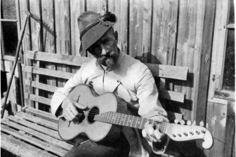 Erstmalig enthüllt: Anton Günthers Originalbriefe im Erzhammer - Die Besucher erwartet ein stimmungsvoller musikalisch-literarischer Nachmittag rund um den Sänger und Dichter Anton Günther.