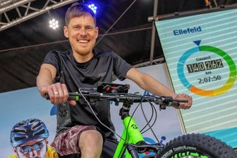 Erstmals Radfahr-Wettstreit beim Schlossfest: So haben sich die Ellefelder geschlagen - Erreichte mit 3,8 Kilometer den Tagesbestwert beim Radfahr-Wettstreit: Hendrik Blume aus Ellefeld.