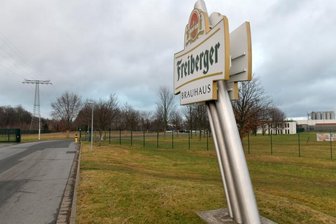 Erweiterung des Freiberger Brauhauses stößt auf Kritik - Das Betriebsgelände des Freiberger Brauhauses soll erweitert werden. Dabei ist auch eine bessere Zufahrt von der Bundesstraße 101 angedacht. Die Planungen ziehen sich bereits seit mehreren Jahren hin und mussten an mehreren Stellen überarbeitet werden.