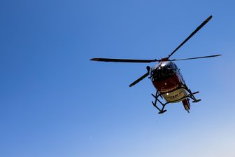 Erzgebirge: 18-Jähriger muss mit Rettungshubschrauber in die Klinik - Der junge Kradfahrer musste per Rettungshubschrauber (Symbolbild) in die Klink.