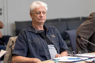 Erzgebirge: AfD-Fraktion trennt sich von Straftäter - Wolfgang Ochmann von der AfD ist nicht mehr Stadtrat. Sein Fraktionschef spricht von Imageschaden.