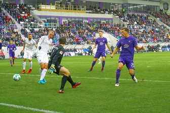 Erzgebirge Aue erkämpft sich Punkt zu Hause gegen Bochum -
