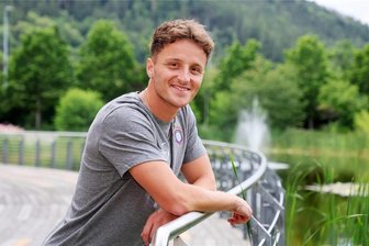 Erzgebirge Aue: Für Rückkehrer Mirnes Pepić waren die letzten beiden Jahre eine reine "Katastrophe" - Mirnes Pepić ist im Trainingslager von Bad Blankenburg mit Blick auf die anstehende Saison guter Dinge, dass es eine gute Saison werden könne. 
