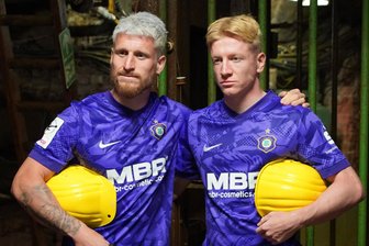 Erzgebirge Aue: Fußball-Veilchen fahren in die Zinngrube Ehrenfriedersdorf ein - In der Zinngrube in Ehrenfriedersdorf kamen die Drittliga-Fußballer des FC Erzgebirge Aue den Traditionen des Clubs ganz nah.