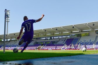 Erzgebirge Aue gewinnt Geisterspielpremiere - 