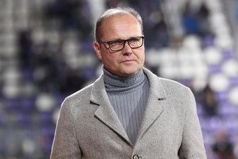 Erzgebirge Aue im Abstiegskampf – Präsident Schlesinger appelliert: „Es geht nur gemeinsam!“ - Präsident Thomas Schlesinger appellierte bei der Trainervorstellung an das gesamte Vereinsumfeld.