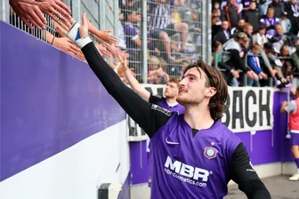 Erzgebirge Aue: Nicht in die 2. Bundesliga - Tim Danhof steht vor Wechsel zu 1860 München - Gegen Waldhof Mannheim absolvierte Tim Danhof sein letztes Spiel für den FC Erzgebirge Aue.