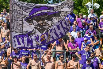 Erzgebirge Aue: Ultras boykottieren Sachsenpokalspiel in Taucha wegen zu hoher Ticketpreise – so äußern sich die Vereine - Die FCE-Fans wollen wegen zu hoher Ticketpreise nicht zum Sachsenpokalspiel nach Taucha fahren.