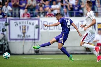 Erzgebirge Aue unter Lenk stark: 3:1-Heimsieg gegen Nürnberg - 